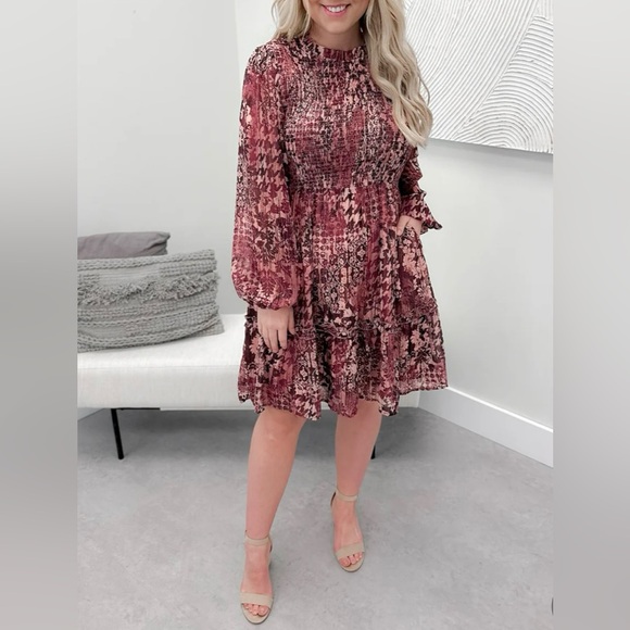 *NEW* Lenora Dress in Majenta (size: Small) - Picture 3 of 8